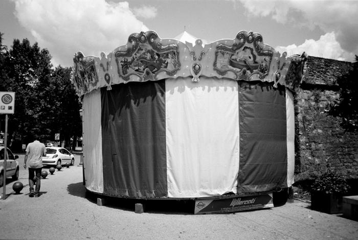 © BUS 2017, Christel Lundberg, Sancutarium 2 Sansepolcro, mått 60 x 40 cm, c-print på aluminum/on aluminium, svartvit